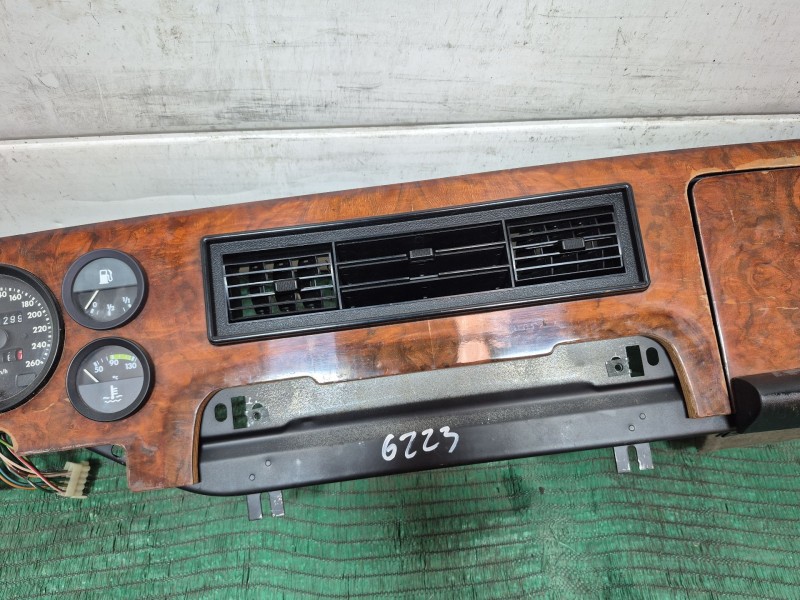 Recambio de salpicadero para jaguar xj sovereign v12 referencia OEM IAM   
