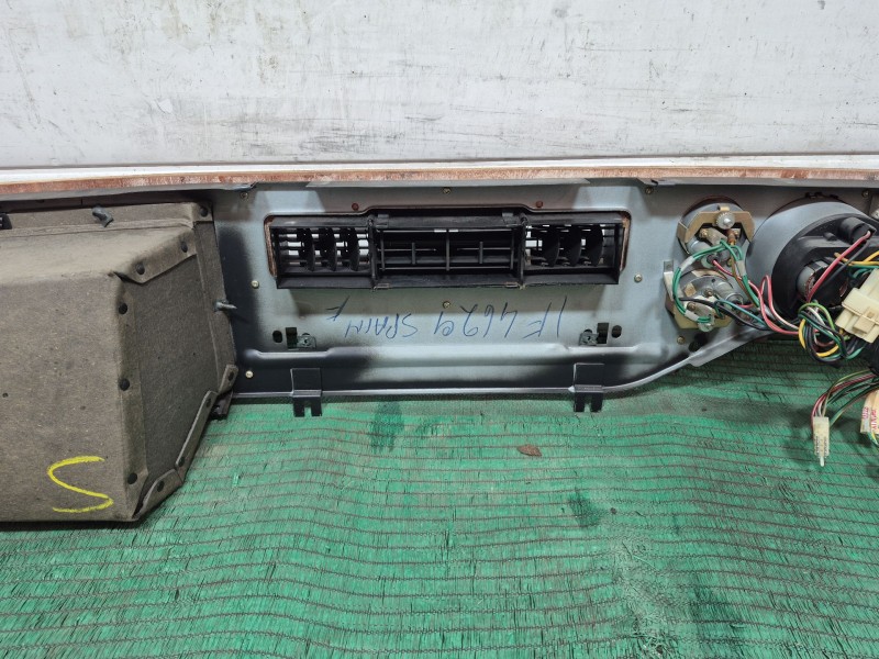 Recambio de salpicadero para jaguar xj sovereign v12 referencia OEM IAM   