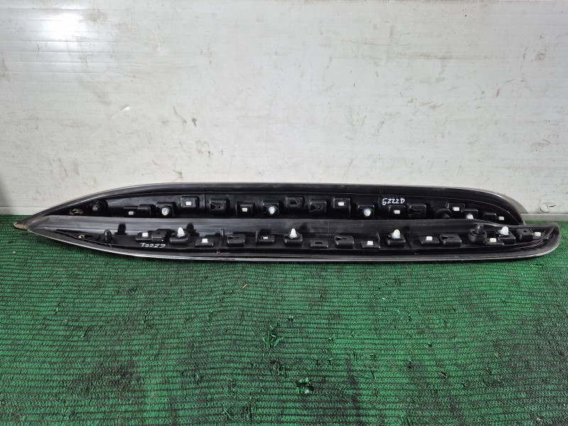 Recambio de moldura para peugeot 2008 i (cu_) 1.5 bluehdi 120 referencia OEM IAM   