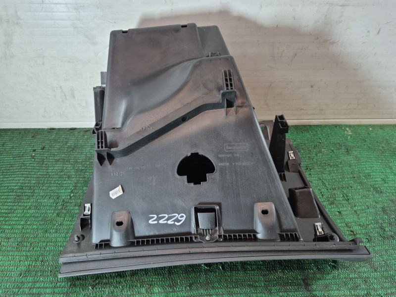 Recambio de guantera para peugeot 2008 i (cu_) 1.5 bluehdi 120 referencia OEM IAM   