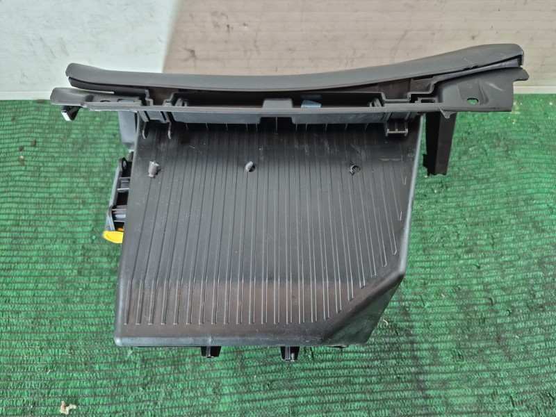 Recambio de guantera para peugeot 2008 i (cu_) 1.5 bluehdi 120 referencia OEM IAM   