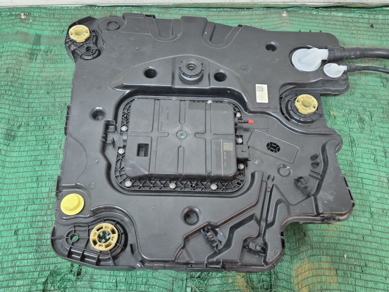 Recambio de deposito aditivo para peugeot 2008 i (cu_) 1.5 bluehdi 120 referencia OEM IAM   