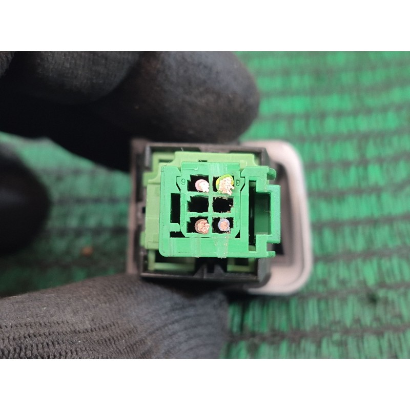Recambio de interruptor para peugeot 2008 i (cu_) 1.5 bluehdi 120 referencia OEM IAM   