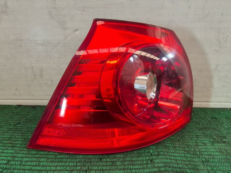 Recambio de piloto trasero izquierdo para volkswagen golf v (1k1) 1.9 tdi referencia OEM IAM   
