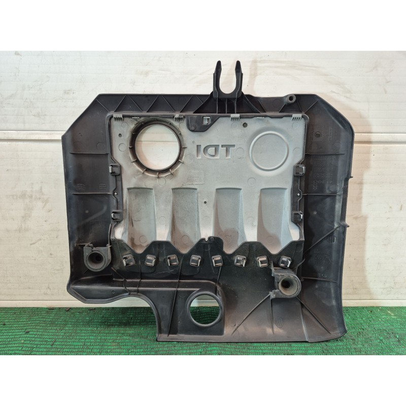 Recambio de tapa motor para volkswagen golf v (1k1) 1.9 tdi referencia OEM IAM   