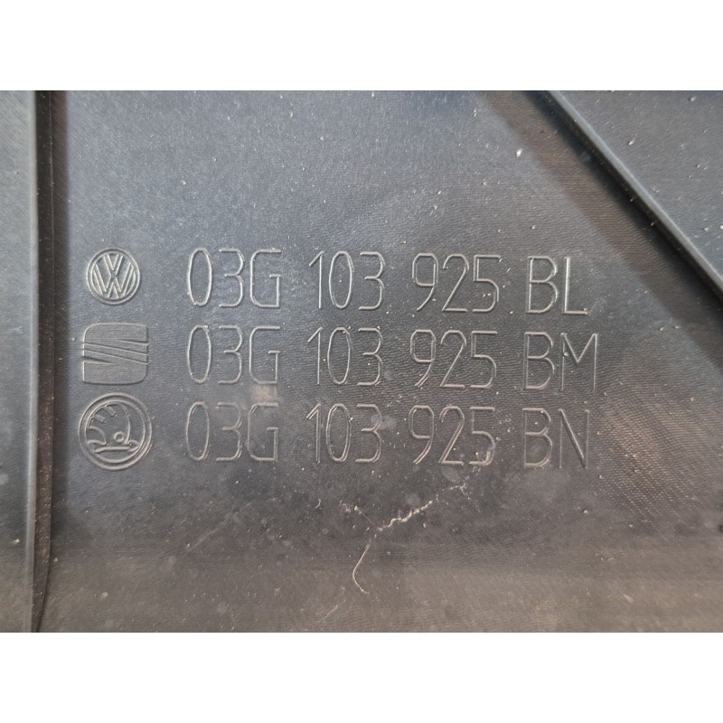Recambio de tapa motor para volkswagen golf v (1k1) 1.9 tdi referencia OEM IAM   