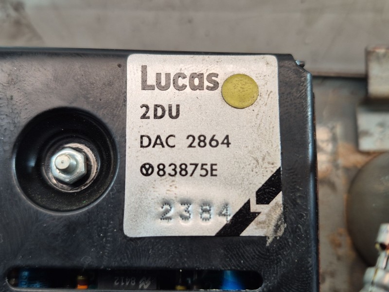 Recambio de sistema audio / radio cd para jaguar xj sovereign v12 referencia OEM IAM   