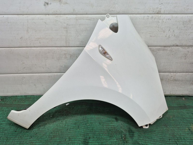 Recambio de aleta delantera derecha para kia picanto i (sa) 1.0 referencia OEM IAM   
