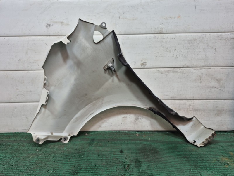 Recambio de aleta delantera derecha para kia picanto i (sa) 1.0 referencia OEM IAM   
