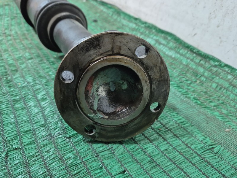 Recambio de transmision central para jaguar xj sovereign v12 referencia OEM IAM   