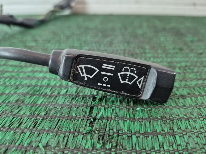 Recambio de mando limpia para jaguar xj sovereign v12 referencia OEM IAM   