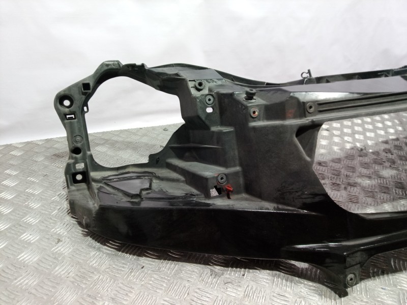 Recambio de panel frontal para renault mascott 3.0 diesel referencia OEM IAM   