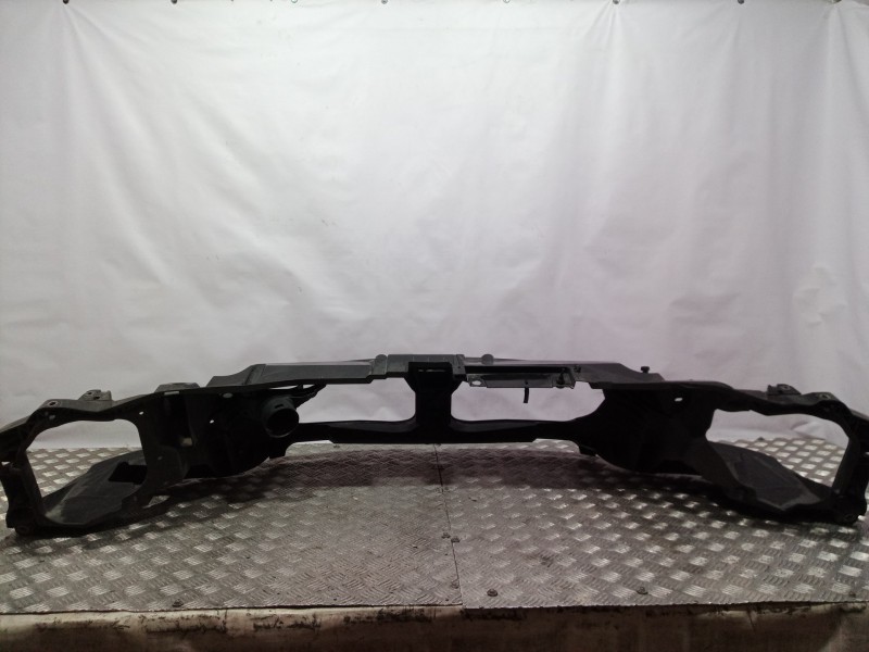 Recambio de panel frontal para renault mascott 3.0 diesel referencia OEM IAM   