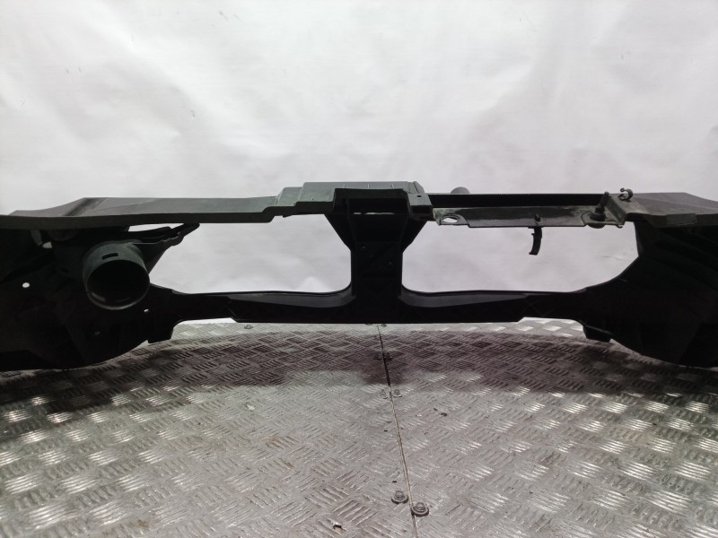 Recambio de panel frontal para renault mascott 3.0 diesel referencia OEM IAM   