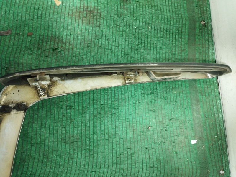 Recambio de molduras traseras para jaguar xj sovereign v12 referencia OEM IAM   