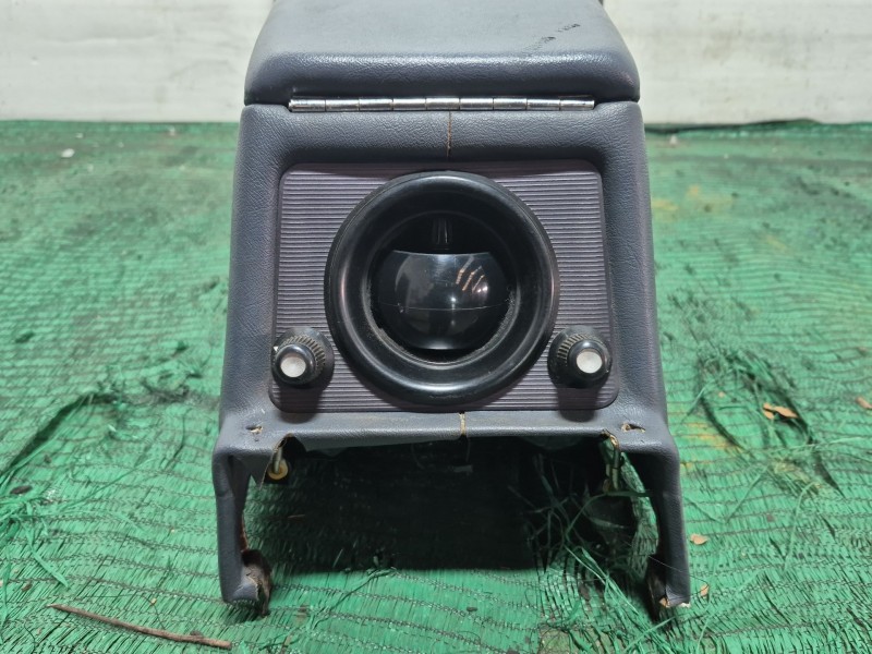 Recambio de consola central trasera para jaguar xj sovereign v12 referencia OEM IAM   