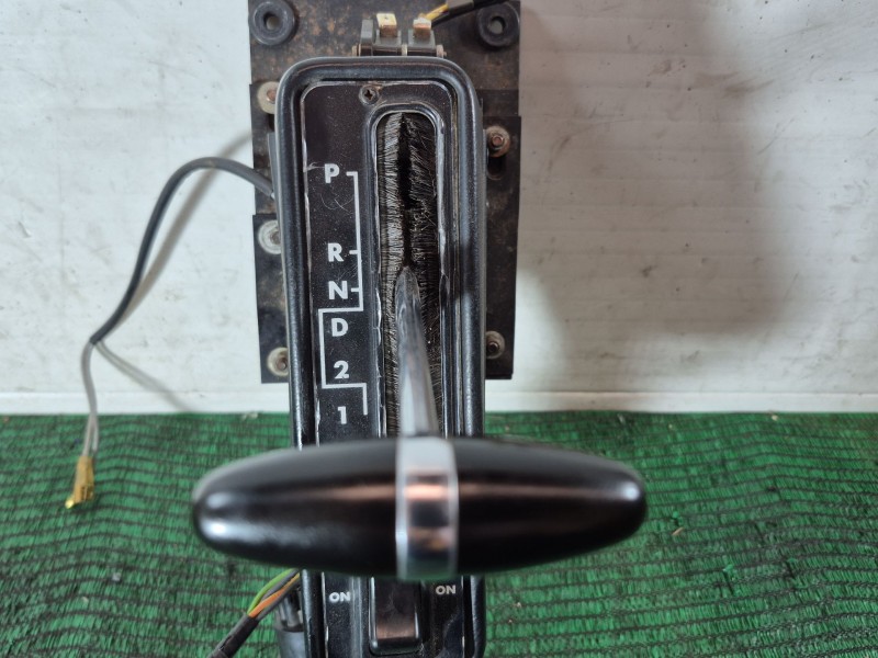 Recambio de palanca cambio para jaguar xj sovereign v12 referencia OEM IAM SIN REFERENCIA SIN REFERENCIA SIN REFERENCIA