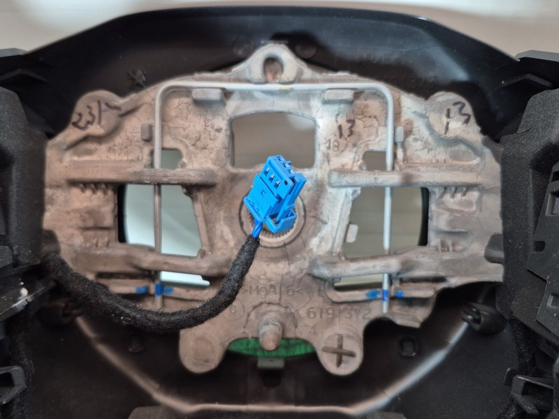 Recambio de volante para peugeot 2008 i (cu_) 1.5 bluehdi 120 referencia OEM IAM   