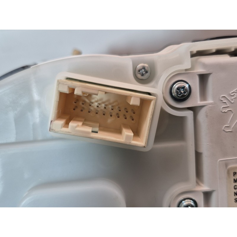 Recambio de cuadro instrumentos para peugeot 2008 i (cu_) 1.5 bluehdi 120 referencia OEM IAM   