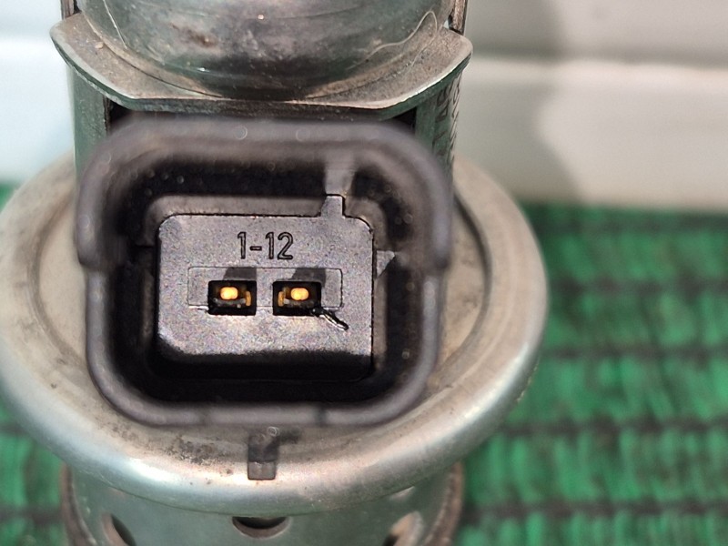Recambio de inyector para peugeot 2008 i (cu_) 1.5 bluehdi 120 referencia OEM IAM 9813930180 9813930180 9813930180