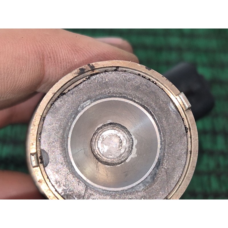 Recambio de inyector para peugeot 2008 i (cu_) 1.5 bluehdi 120 referencia OEM IAM 9813930180 9813930180 9813930180