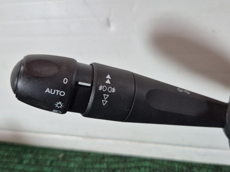 Recambio de mando luces para peugeot 2008 i (cu_) 1.5 bluehdi 120 referencia OEM IAM 98237120 98237120 98237120