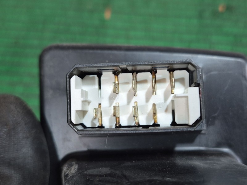 Recambio de mando elevaluna central para aixam minauto 0.5 referencia OEM IAM 7AR683 7AR683 7AR683