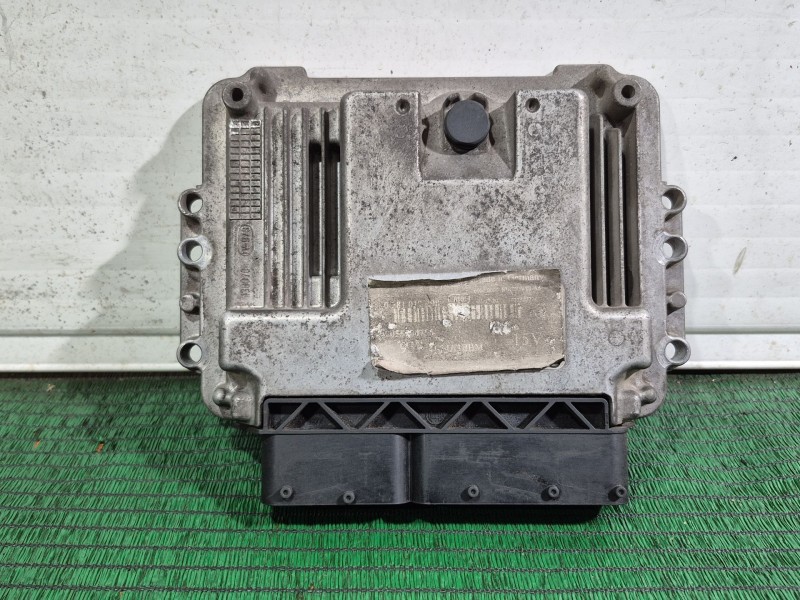 Recambio de centralita motor uce para alfa romeo gt (937_) 1.9 jtd (937cxn1b) referencia OEM IAM   