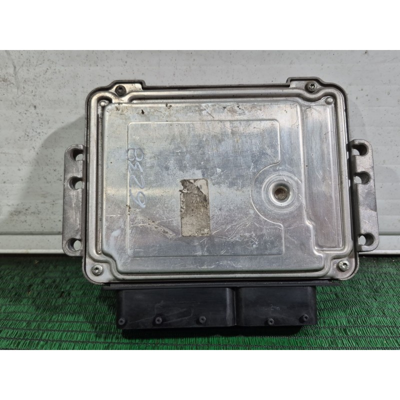 Recambio de centralita motor uce para alfa romeo gt (937_) 1.9 jtd (937cxn1b) referencia OEM IAM   
