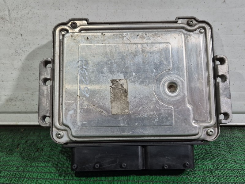 Recambio de centralita motor uce para alfa romeo gt (937_) 1.9 jtd (937cxn1b) referencia OEM IAM   