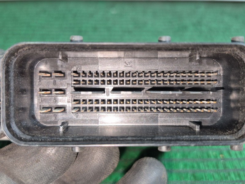 Recambio de centralita motor uce para alfa romeo gt (937_) 1.9 jtd (937cxn1b) referencia OEM IAM   