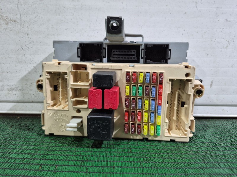 Recambio de caja reles / fusibles para alfa romeo gt (937_) 1.9 jtd (937cxn1b) referencia OEM IAM   