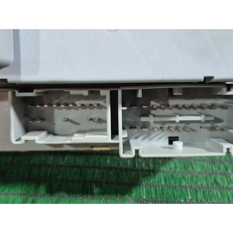 Recambio de caja reles / fusibles para alfa romeo gt (937_) 1.9 jtd (937cxn1b) referencia OEM IAM   