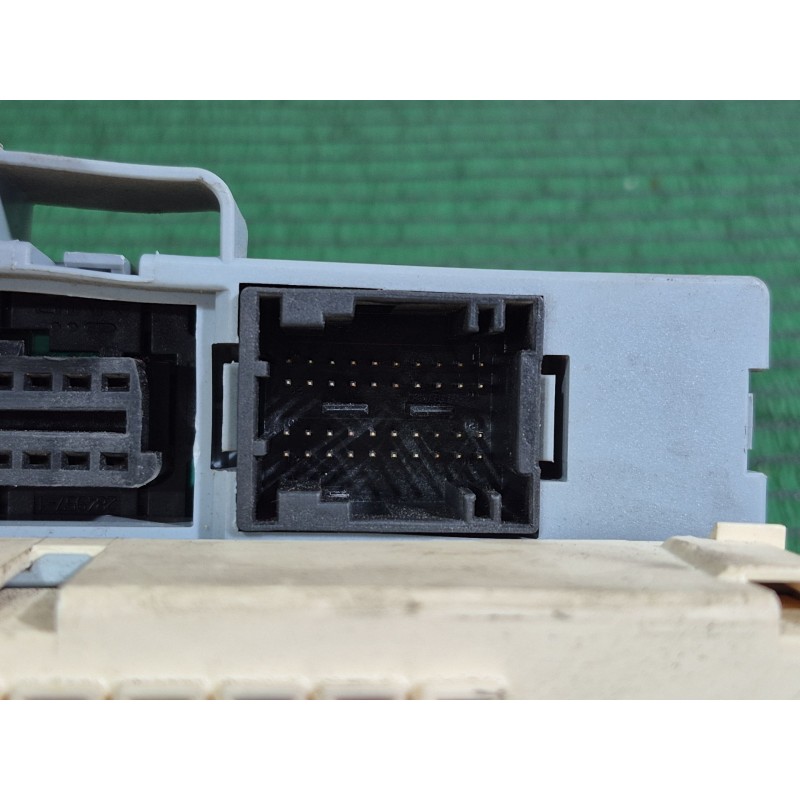 Recambio de caja reles / fusibles para alfa romeo gt (937_) 1.9 jtd (937cxn1b) referencia OEM IAM   