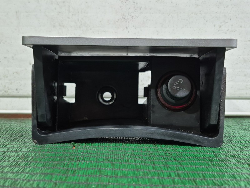 Recambio de cenicero para alfa romeo gt (937_) 1.9 jtd (937cxn1b) referencia OEM IAM   