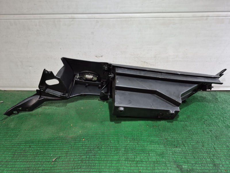 Recambio de guantera para alfa romeo gt (937_) 1.9 jtd (937cxn1b) referencia OEM IAM 156040094DX 156040091DX 156040094DX
