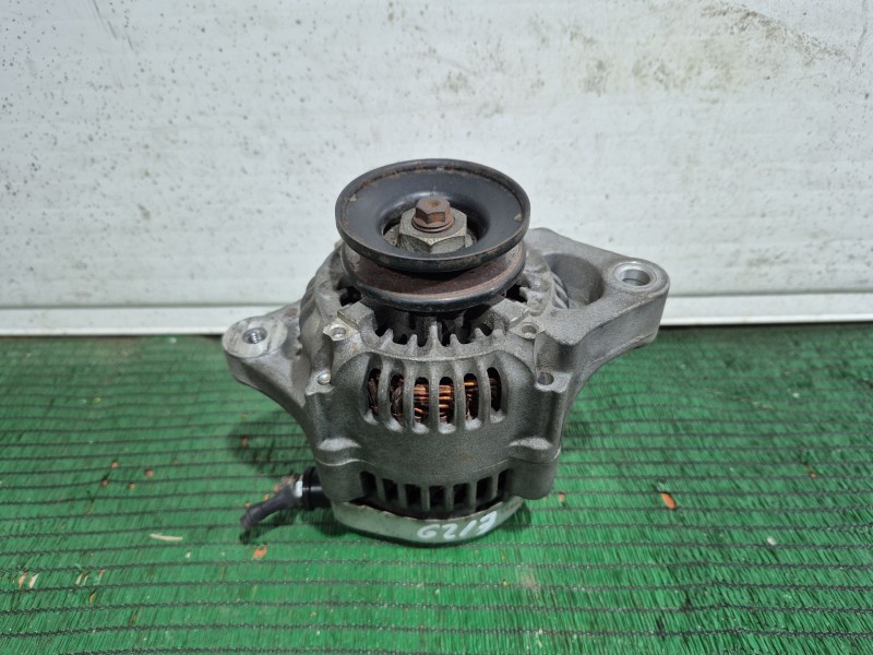 Recambio de alternador para aixam minauto 0.5 referencia OEM IAM 1758064013 1012111291 1758064013