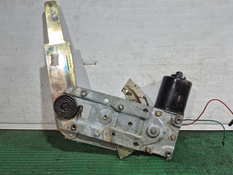 Recambio de elevalunas trasero derecho para jaguar xj sovereign v12 referencia OEM IAM   