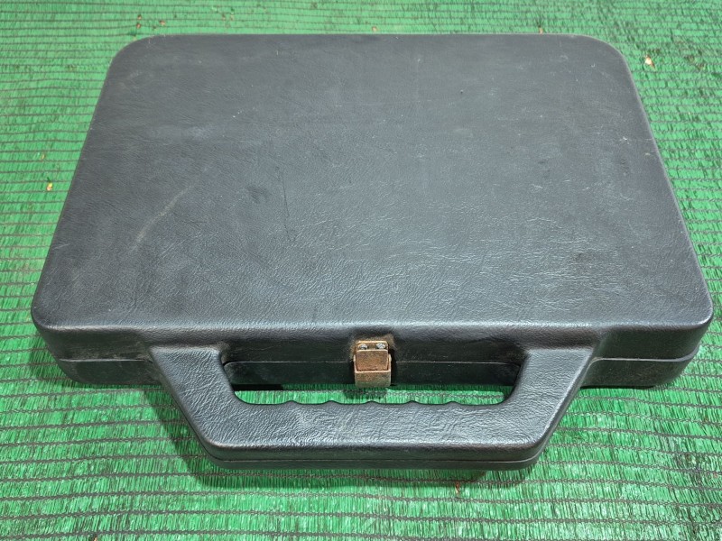 Recambio de herramientas para jaguar xj sovereign v12 referencia OEM IAM   