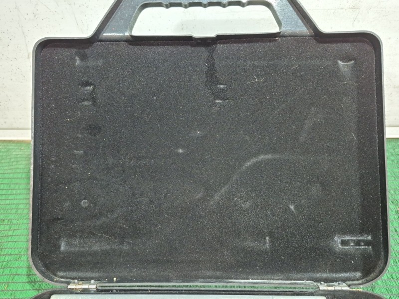 Recambio de herramientas para jaguar xj sovereign v12 referencia OEM IAM   