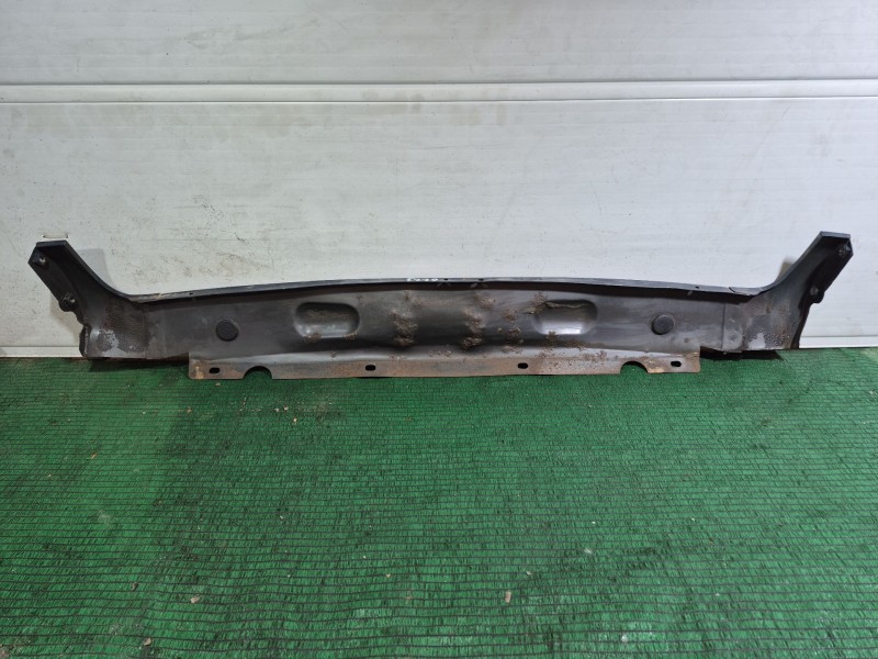 Recambio de paragolpes delantero para jaguar xj sovereign v12 referencia OEM IAM   
