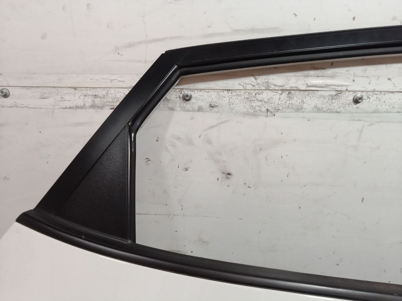 Recambio de puerta trasera derecha para hyundai ix35 (lm, el, elh) 1.6 referencia OEM IAM   