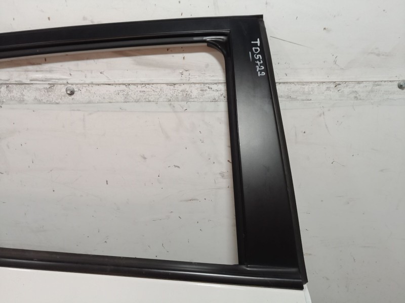 Recambio de puerta trasera derecha para hyundai ix35 (lm, el, elh) 1.6 referencia OEM IAM   