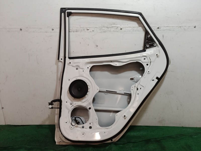 Recambio de puerta trasera derecha para hyundai ix35 (lm, el, elh) 1.6 referencia OEM IAM   
