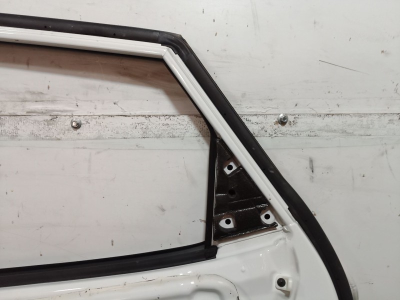 Recambio de puerta trasera derecha para hyundai ix35 (lm, el, elh) 1.6 referencia OEM IAM   