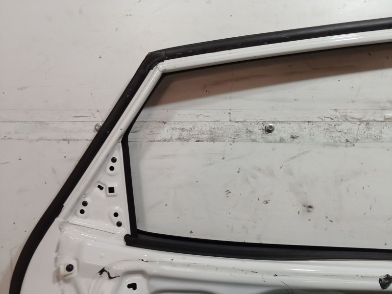Recambio de puerta trasera izquierda para hyundai ix35 (lm, el, elh) 1.6 referencia OEM IAM   