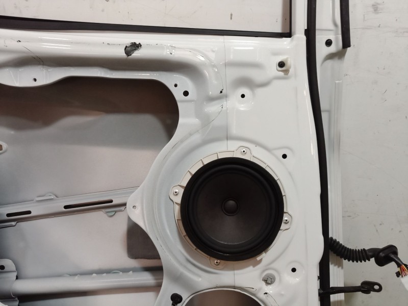 Recambio de puerta trasera izquierda para hyundai ix35 (lm, el, elh) 1.6 referencia OEM IAM   