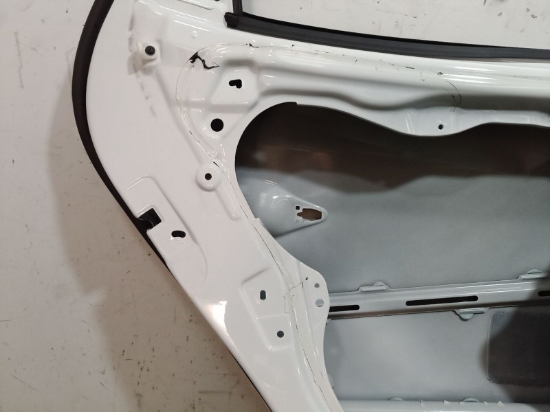 Recambio de puerta trasera izquierda para hyundai ix35 (lm, el, elh) 1.6 referencia OEM IAM   