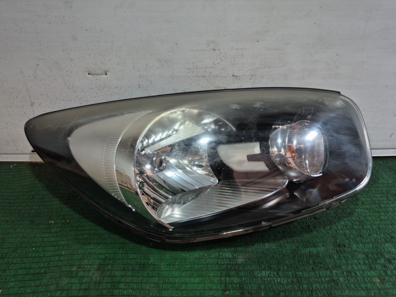 Recambio de faro derecho para kia picanto i (sa) 1.0 referencia OEM IAM 921021Y0 921021Y0 921021Y0