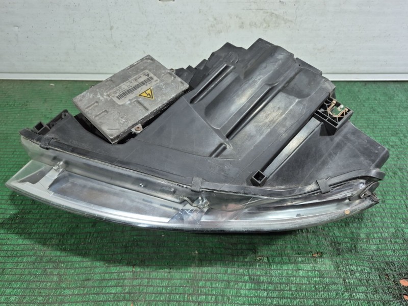 Recambio de faro derecho para audi a4 b7 (8ec) 2.5 tdi referencia OEM IAM   